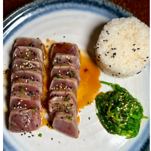 Tuna fillet Tataki